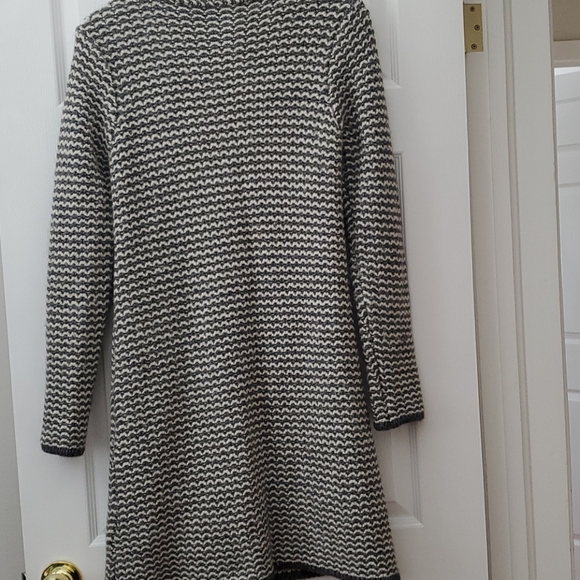 White and Gray Midi Coat - Picture 5 of 5